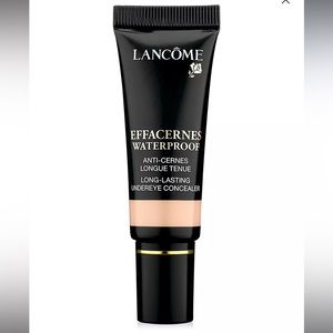 LANCÔME
Effacernes Waterproof Protective Undereye Concealer